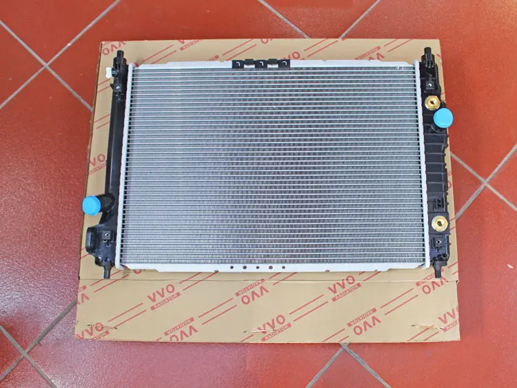 Két Nước Daewoo Gentra 2010 - 2017 Số tự động | Két nước ô tô VVO