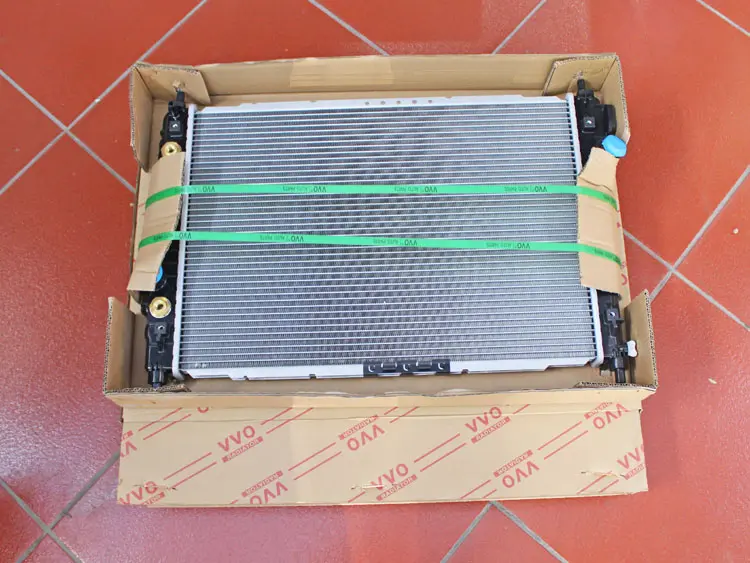 Két Nước Chevrolet Aveo 2010 - 2017 Số tự động | Két nước ô tô VVO