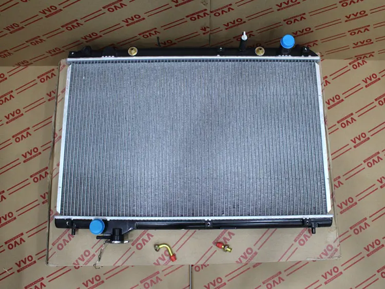 Két Nước Toyota Highlander 2000 - 2017 Số tự động | Két nước ô tô VVO - Highlander (2000-2003)