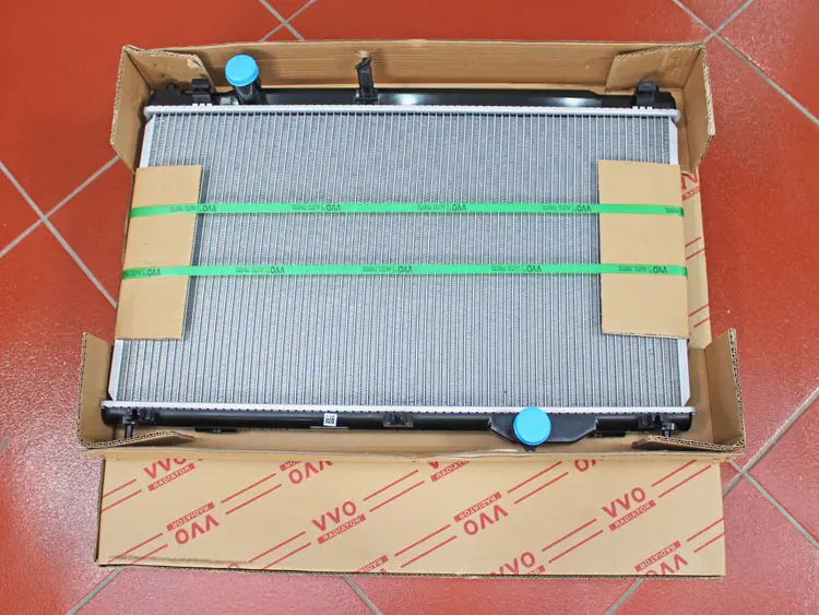 Két Nước Mercedes GS350 Số sàn | Két nước ô tô VVO