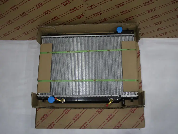 Két Nước Toyota Previa 1992 - 2012 Số tự động | Két nước ô tô VVO - Previa (1992-1999)