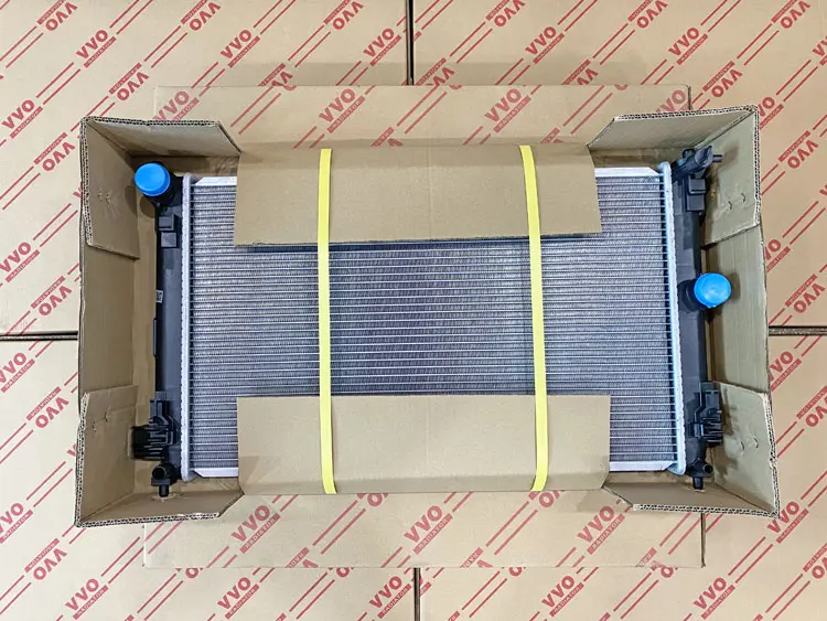 Két Nước Toyota Corolla Cross 2019 - 2022 Số sàn | Két nước ô tô VVO