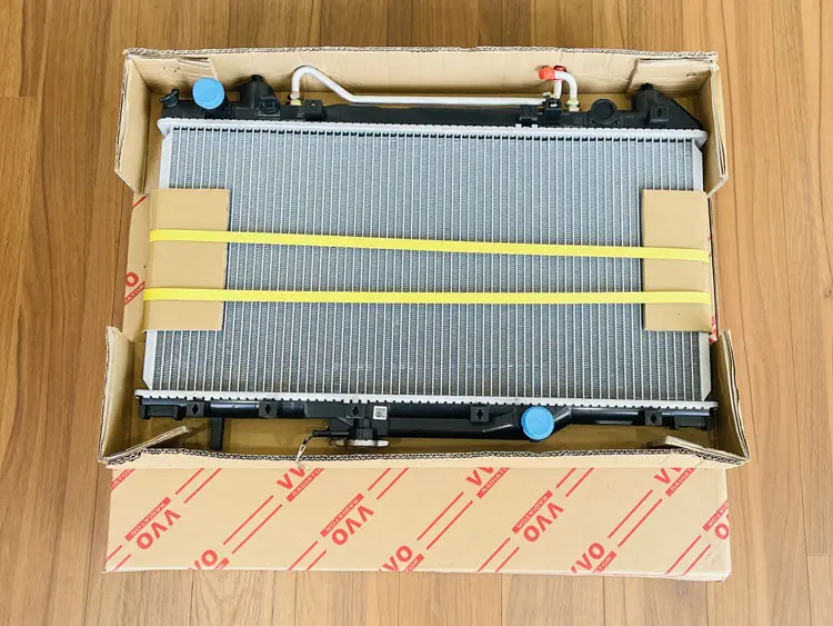 Két Nước Toyota Corona 1992 - 1996 Số tự động | Két nước ô tô VVO