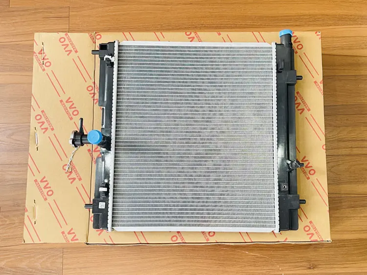 Két Nước Toyota Avanza 2022 - 2025 Số sàn | Két nước ô tô VVO