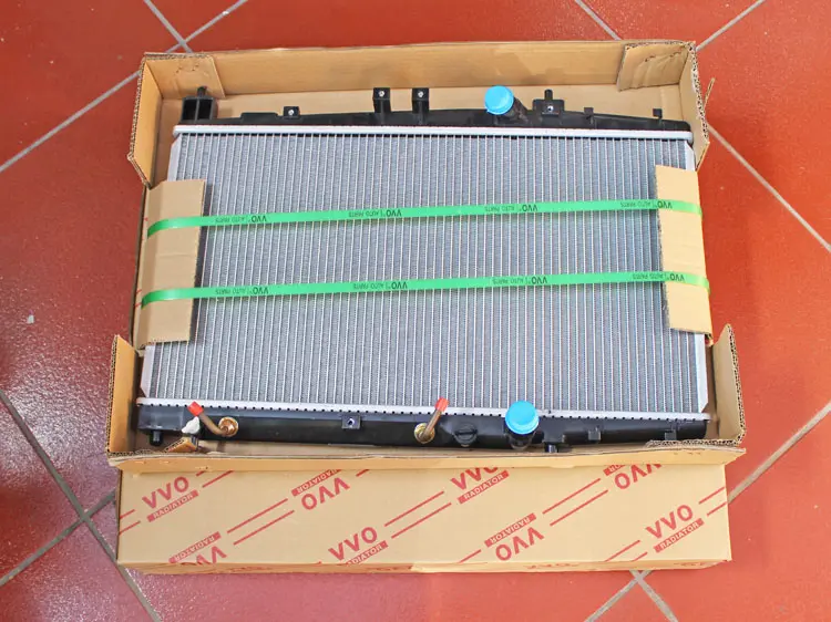 Két Nước Toyota XA Số tự động | Két nước ô tô VVO