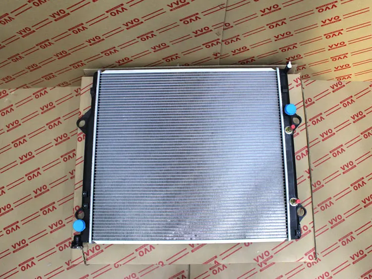 Két Nước Toyota Land Cruiser FJ 2006 - 2015 Số tự động | Két nước ô tô VVO