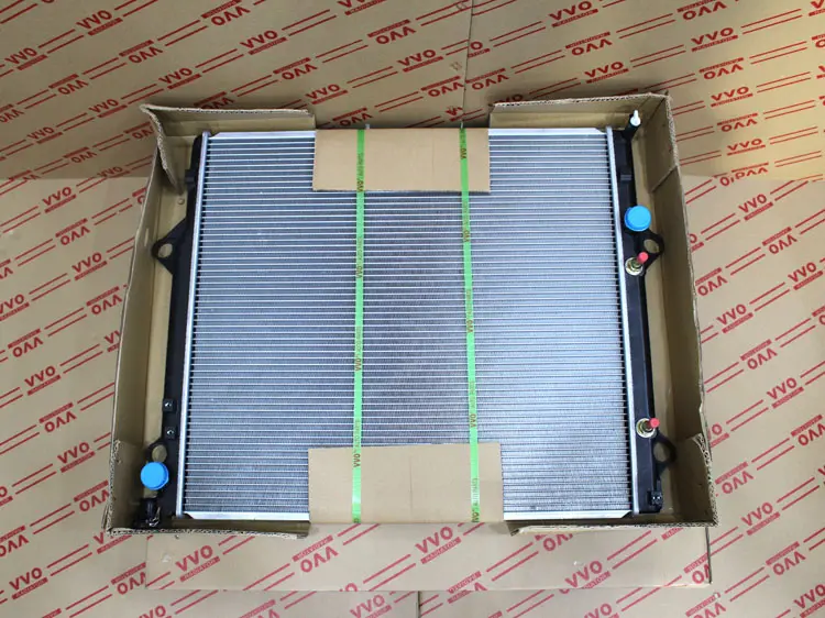 Két Nước Toyota Prado 1997 - 2015 Số tự động | Két nước ô tô VVO - Prado (2003-2015)