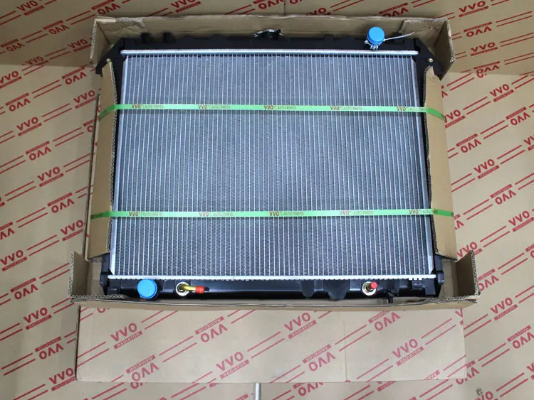 Két Nước Toyota Innova 2005 - 2019 Số tự động | Két nước ô tô VVO - Innova (2005-2015)