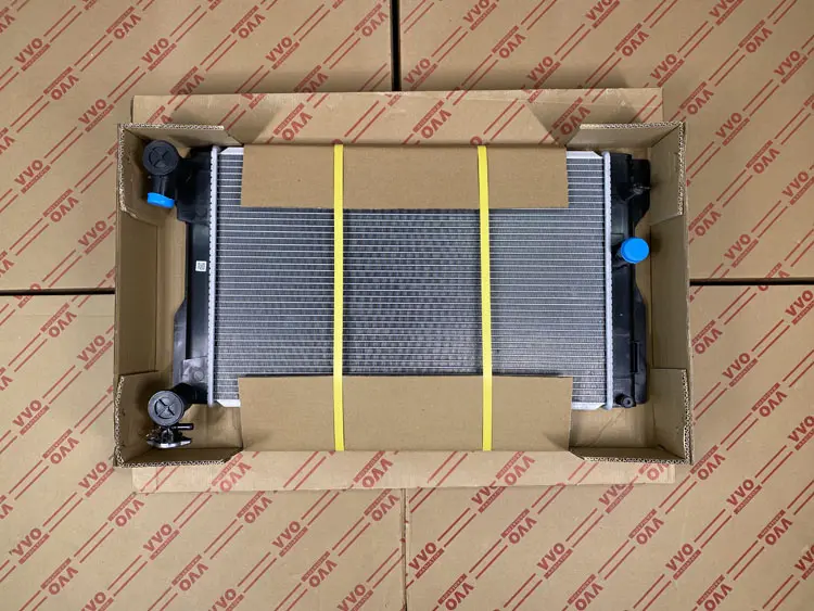 Két Nước Toyota Altis 2008 - 2018 Số tự động | Két nước ô tô VVO - Altis (2008-2018)