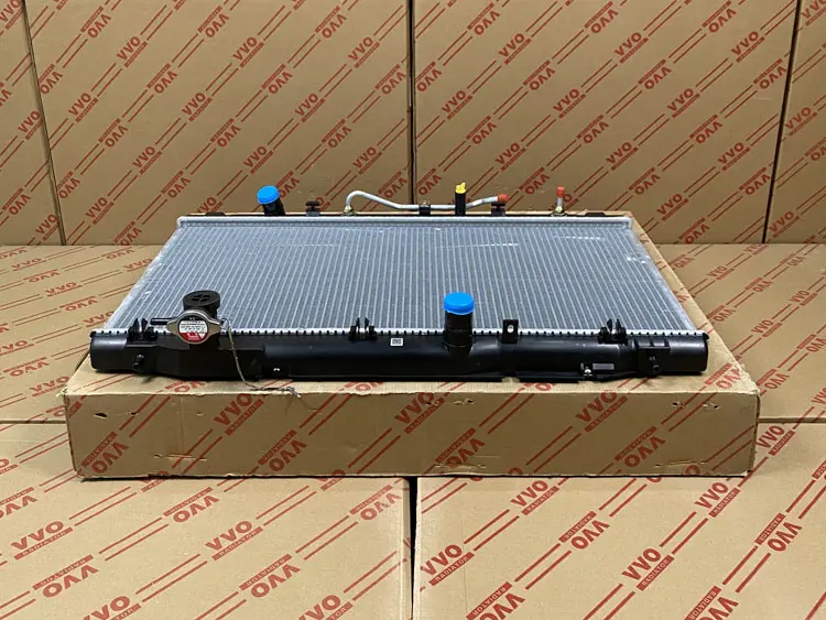 Két Nước Toyota Avalon 2000 - 2008 Số tự động | Két nước ô tô VVO - Avalon GSX30