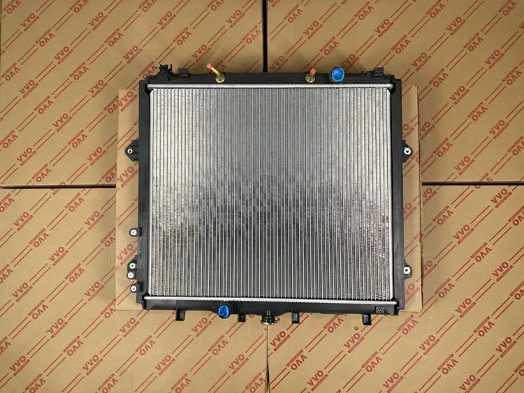 Két Nước Toyota 4Runner 2009 - 2015 Số tự động | Két nước ô tô VVO