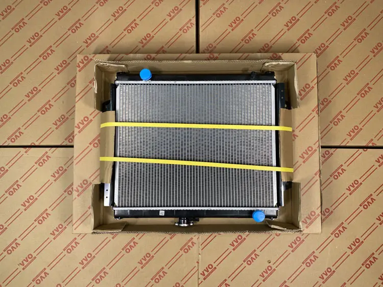 Két Nước Isuzu HiLander 1999 - 2005 Số sàn | Két nước ô tô VVO