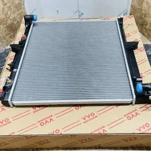 Két Nước Mitsubishi Pajero Sport Số tự động | Két nước ô tô VVO