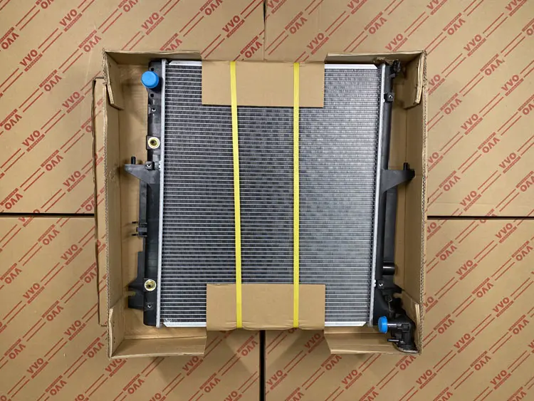 Két Nước Mitsubishi L200 2008 - 2015 Số tự động | Két nước ô tô VVO