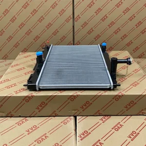 Két Nước Mitsubishi Xpander 2018 - 2024 Số tự động | Két nước ô tô VVO