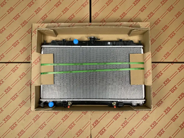 Két Nước Nissan Sunny 2001 - 2015 Số tự động | Két nước ô tô VVO - Sunny (2001-2008)