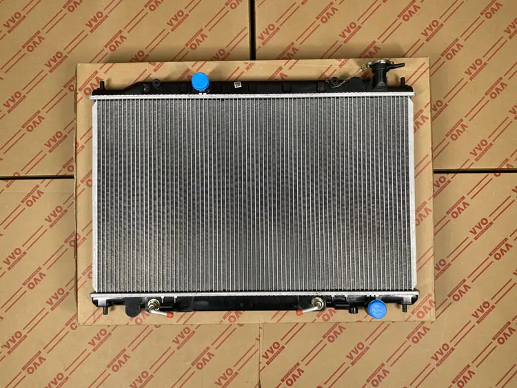 Két Nước Nissan Quest 2002 - 2007 Số tự động | Két nước ô tô VVO