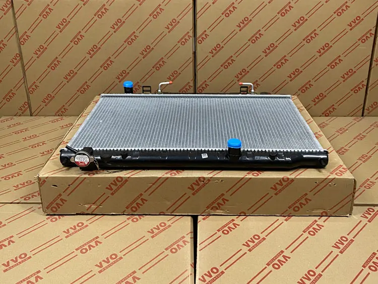 Két Nước Nissan pressage Số tự động | Két nước ô tô VVO