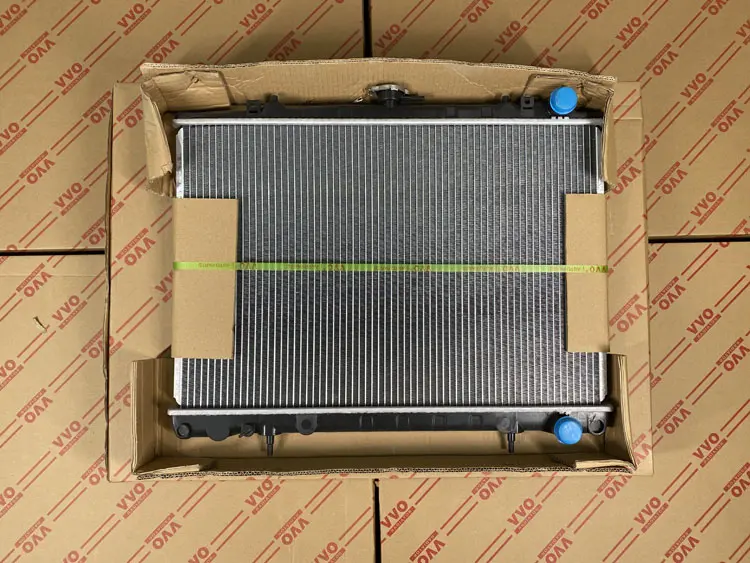 Két Nước Nissan Cedric 1992 - 1996 Số sàn | Két nước ô tô VVO