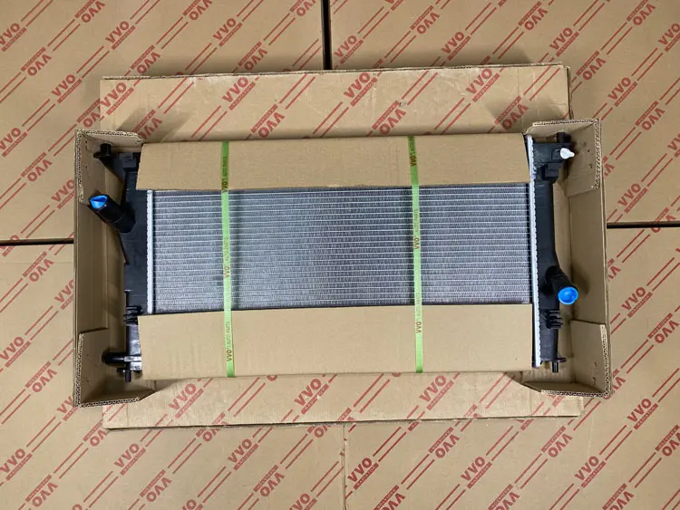 Két Nước Mazda 5 Số sàn | Két nước ô tô VVO