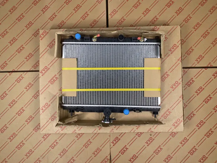 Két Nước Ford Fiesta 2008 - 2010 Số tự động | Két nước ô tô VVO - Fiesta (2008-2010)