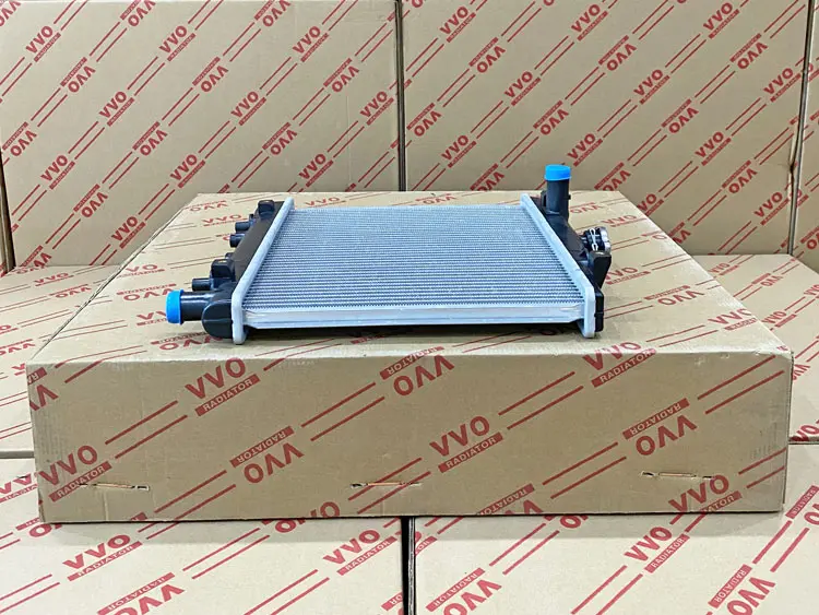 Két Nước Kia CD5 Số tự động | Két nước ô tô VVO