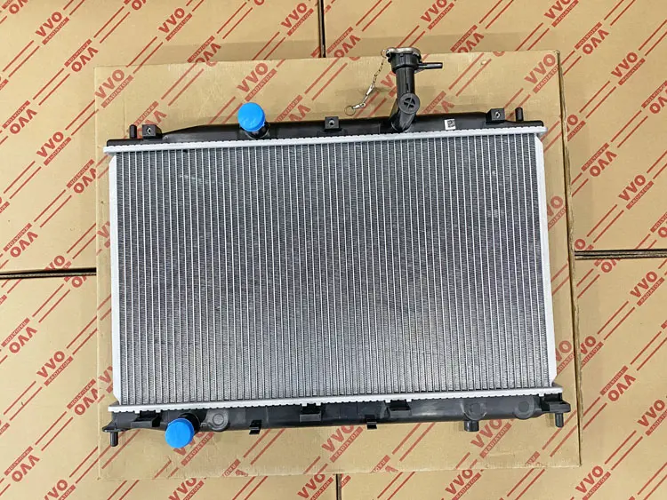 Két Nước Hyundai Verna 2006-2010 Số sàn | Két nước ô tô VVO