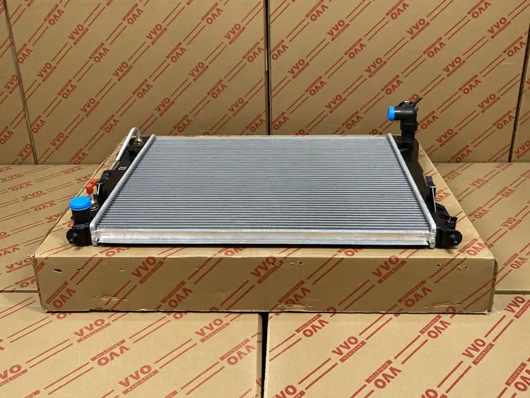 Két Nước Kia K5 2010 - 2016 Số tự động | Két nước ô tô VVO