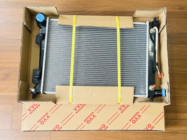 Két Nước Hyundai Accent 2011 - 2021 Số tự động | Két nước ô tô VVO - Accent (2011-2016)