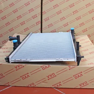 Két Nước Hyundai Starex 2008 - 2016 Số sàn | Két nước ô tô VVO