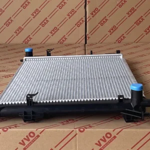 Két Nước Kia Sorento 2010 - 2013 Số sàn | Két nước ô tô VVO