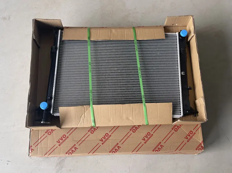 Két Nước Hyundai Santafe 2006 - 2013 Số sàn | Két nước ô tô VVO - Santafe Máy xăng (2010-2013)