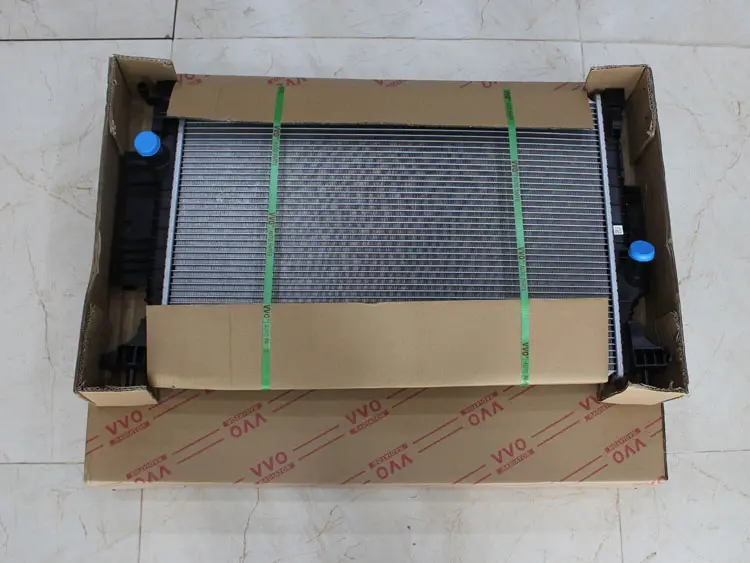 Két Nước Ford Focus 2015 - 2020 Số tự động | Két nước ô tô VVO