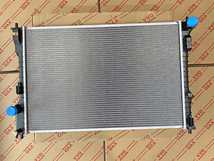 Két Nước Ford Explorer 2010 - 2019 Số sàn | Két nước ô tô VVO - Explorer (2010-2012)