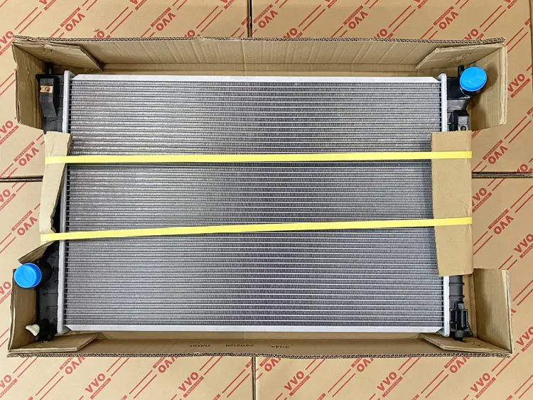 Két Nước Ford Explorer 2010 - 2019 Số sàn | Két nước ô tô VVO - Explorer (2010-2012)