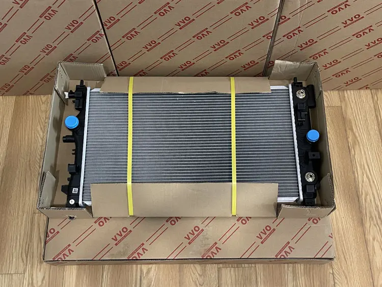 Két Nước Chevrolet Cruze 2009 - 2016 Số tự động | Két nước ô tô VVO - Cruze (2012-2016)