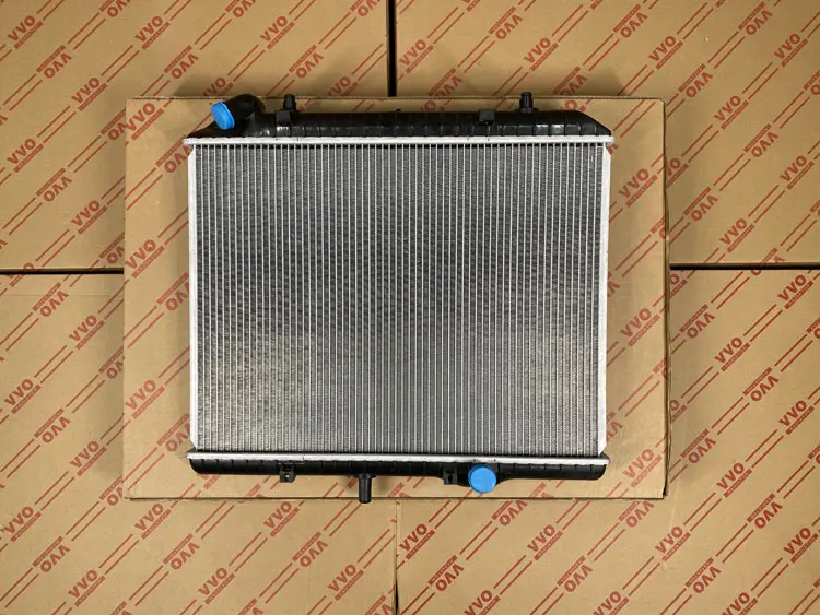 Két Nước Mercedes MB100 Số sàn | Két nước ô tô VVO