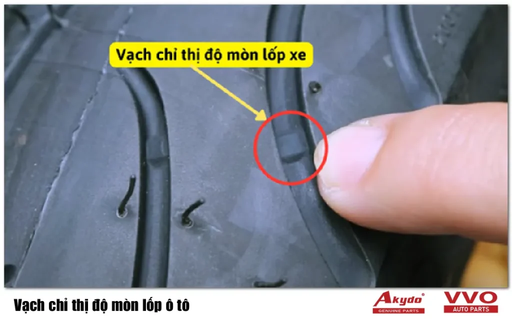 Trên lốp thường có vạch chỉ thị độ mòn để người dùng dễ quan sát và kiểm tra