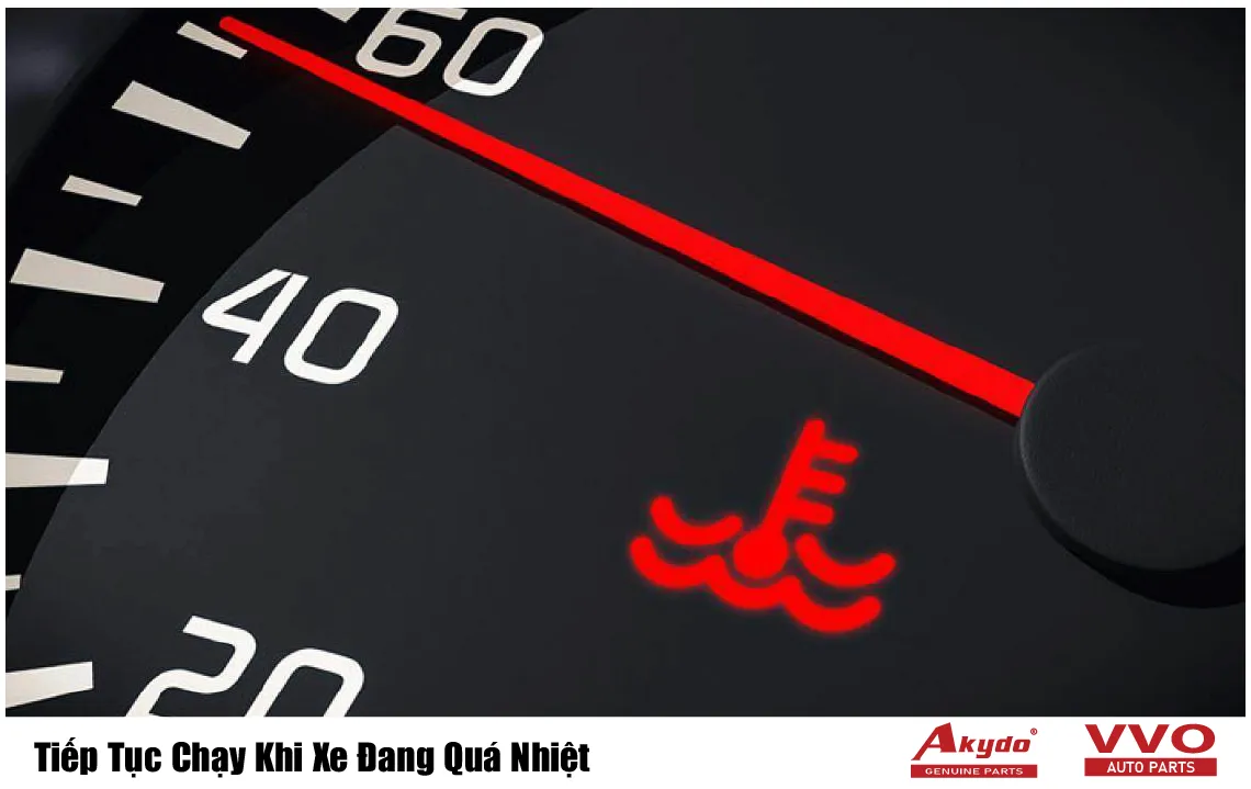 Tiếp Tục Chạy Khi Xe Đang Quá Nhiệt